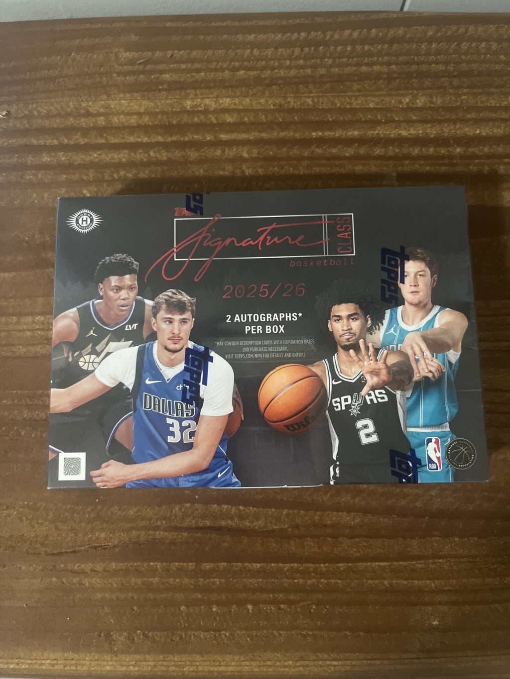 Topps 2025-2026 Signature Class Basketball Hobby Box - 2 Autographs